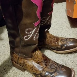 Tin haul boots